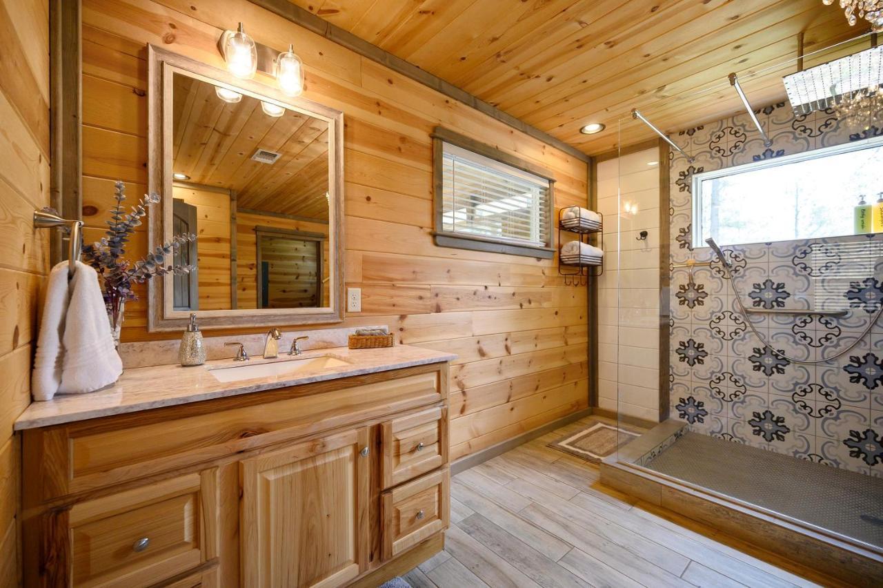 Convenient Romantic Hot Tub Bbq 3-Night Special! Брокен-Боу Екстер'єр фото
